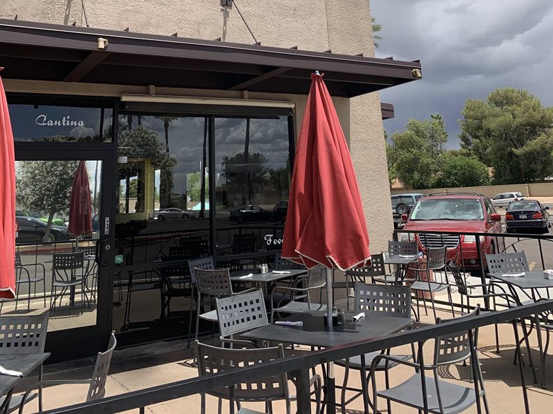 Bobbie's Cafe exterior